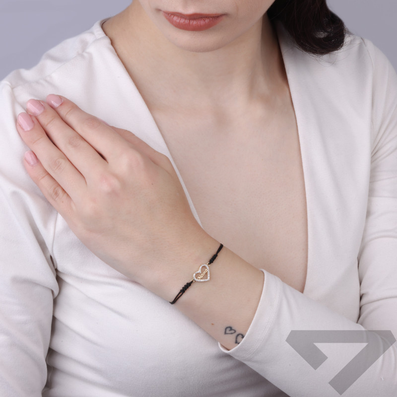 Bransoletka sznurkowa czarna z sercem złotym próby 375 i napisem Mama